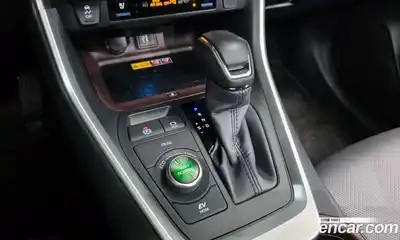 Toyota RAV4 2024 2.5 Автомат в Москве № 472930, миниатюра 8