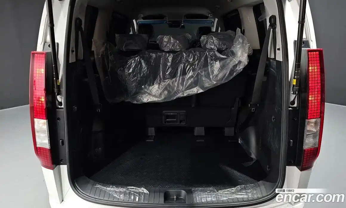 Hyundai Staria 2025 2.2 Автомат в Москве № 48964, фото 14