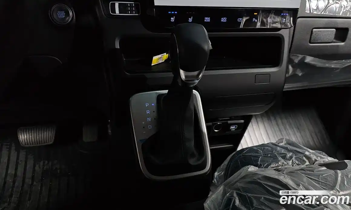 Hyundai Staria 2025 2.2 Автомат в Москве № 48964, фото 16