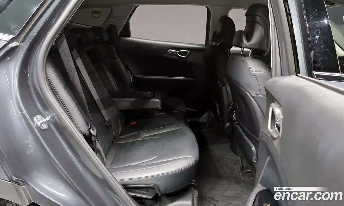 Kia Sportage 2023 1.6 Автомат в Москве № 52452, фото 4