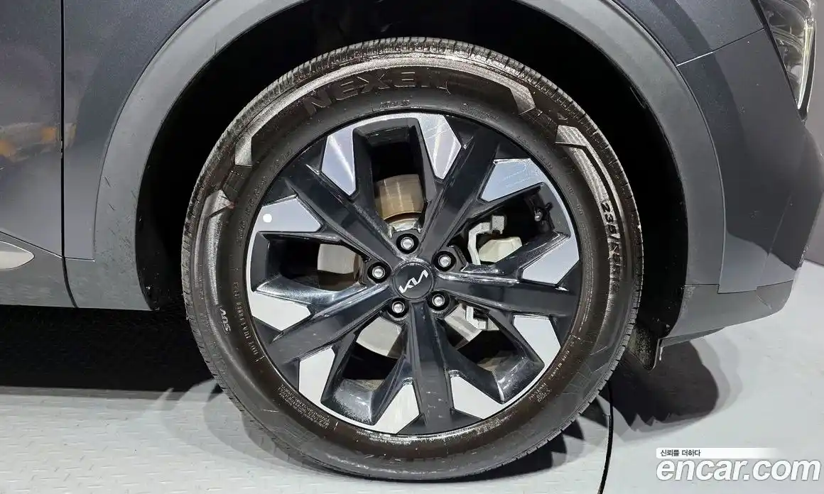 Kia Sportage 2023 1.6 Автомат в Москве № 52452, фото 8