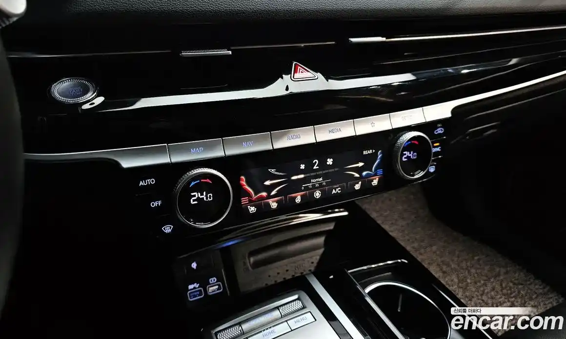 Genesis G80 2023 2.5 Автомат в Москве № 56918, фото 19