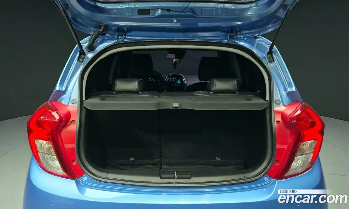 Chevrolet Spark 2016 1.0 Автомат в Москве № 73631, фото 12