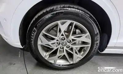 Genesis GV70 2023 2.5 Автомат в Москве № 76576, миниатюра 2