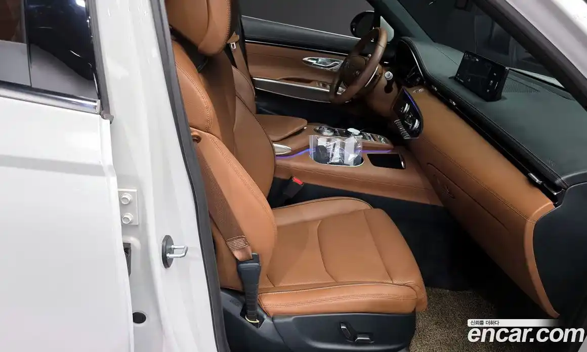 Genesis GV70 2023 2.5 Автомат в Москве № 76576, фото 8