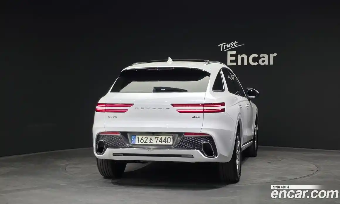 Genesis GV70 2023 2.5 Автомат в Москве № 76576, фото 9