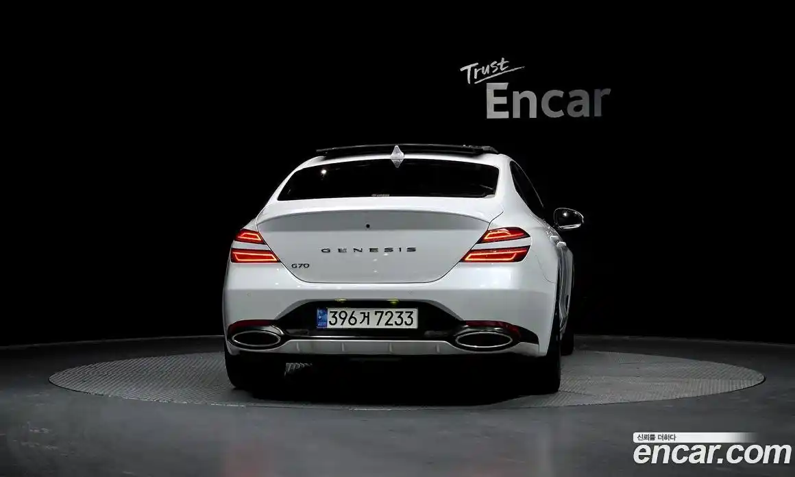 Genesis G70 2022 2.0 Автомат в Москве № 85620, фото 1