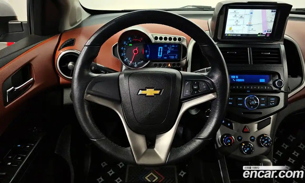 Chevrolet Aveo 2013 1.6 Автомат в Москве № 103889, фото 14