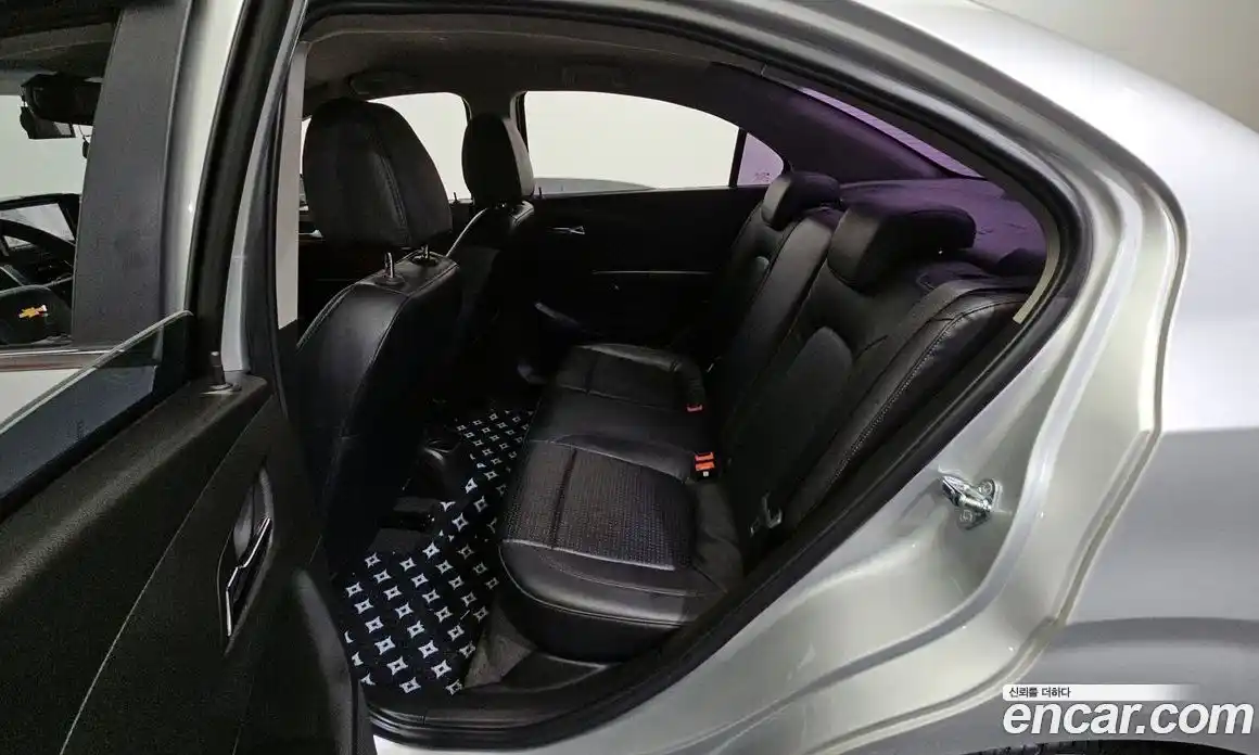 Chevrolet Aveo 2013 1.6 Автомат в Москве № 103889, фото 19