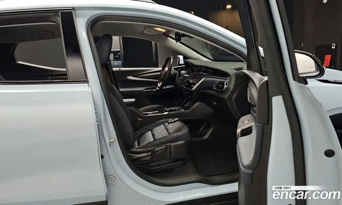 Chevrolet 볼트 EUV 2023 0.2 Автомат в Москве № 105017, фото 18