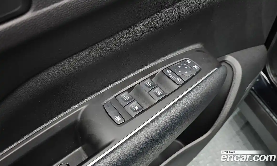 Renault QM6 2023 2.0 Автомат в Москве № 106093, фото 19