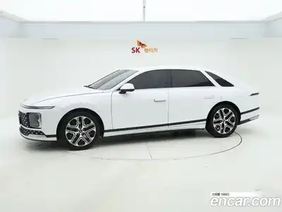Hyundai Grandeur 2023 2.5 Автомат в Москве № 107962, миниатюра 2