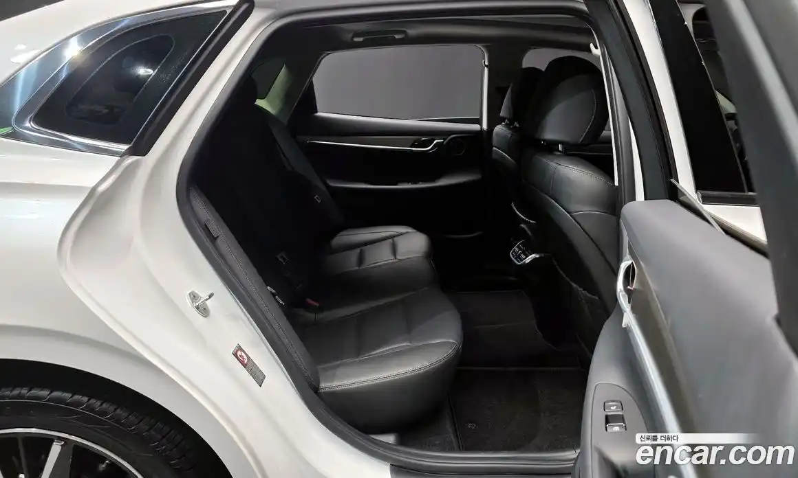 Hyundai Grandeur 2022 2.5 Автомат в Москве № 109382, фото 12