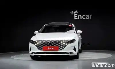 Hyundai Grandeur 2022 2.5 Автомат в Москве № 109382, миниатюра 3