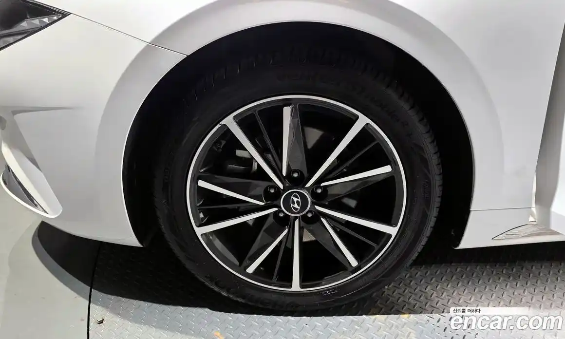 Hyundai Grandeur 2022 2.5 Автомат в Москве № 109382, фото 5