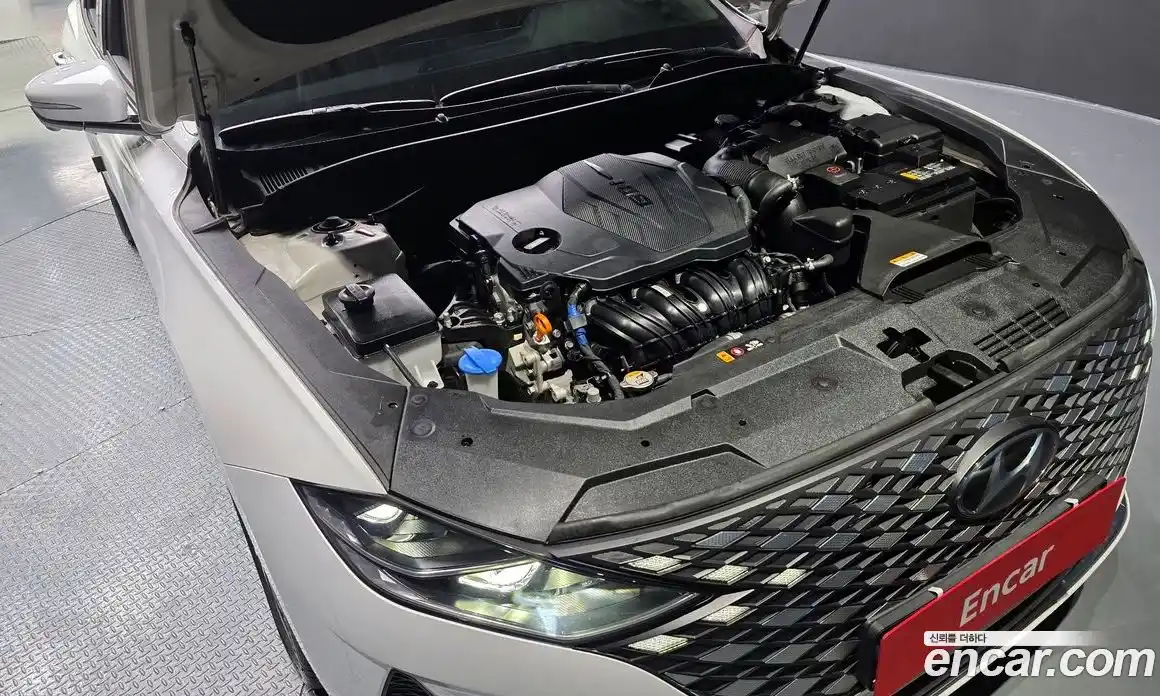 Hyundai Grandeur 2022 2.5 Автомат в Москве № 109382, фото 6