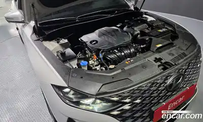 Hyundai Grandeur 2022 2.5 Автомат в Москве № 109382, миниатюра 6