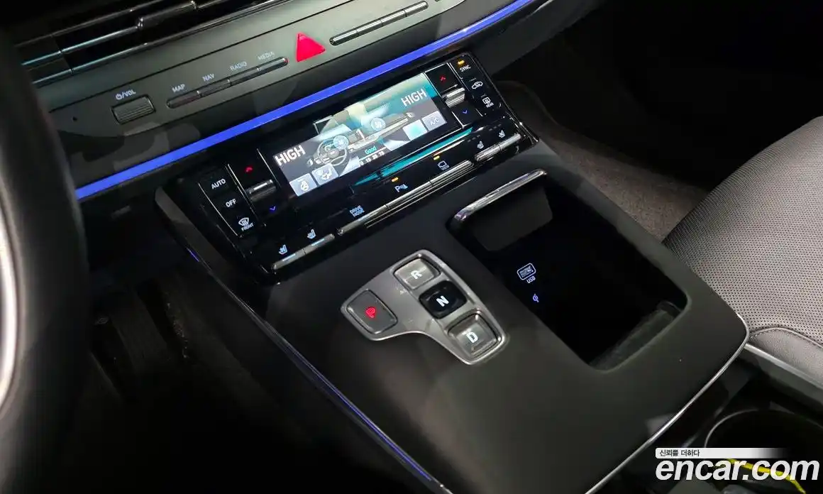 Hyundai Grandeur 2022 2.5 Автомат в Москве № 109382, фото 9