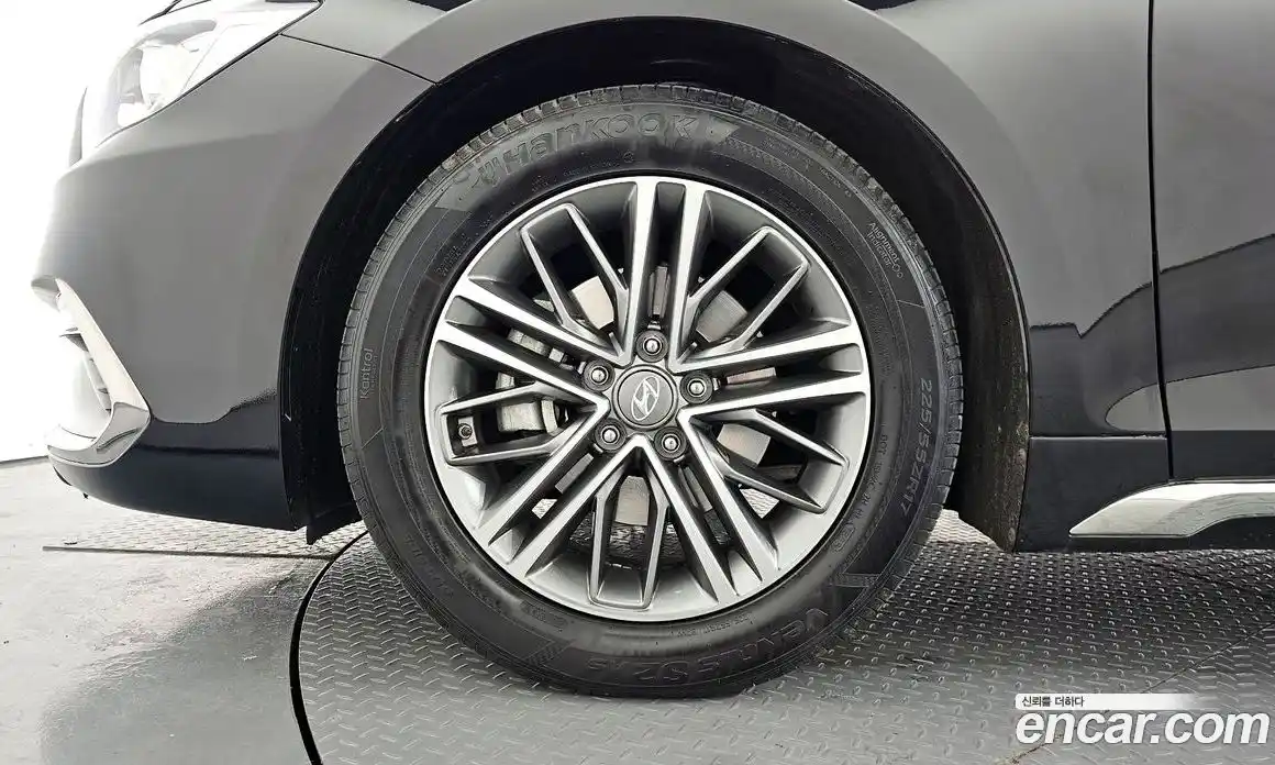 Hyundai Grandeur 2019 2.4 Автомат в Москве № 112740, фото 6