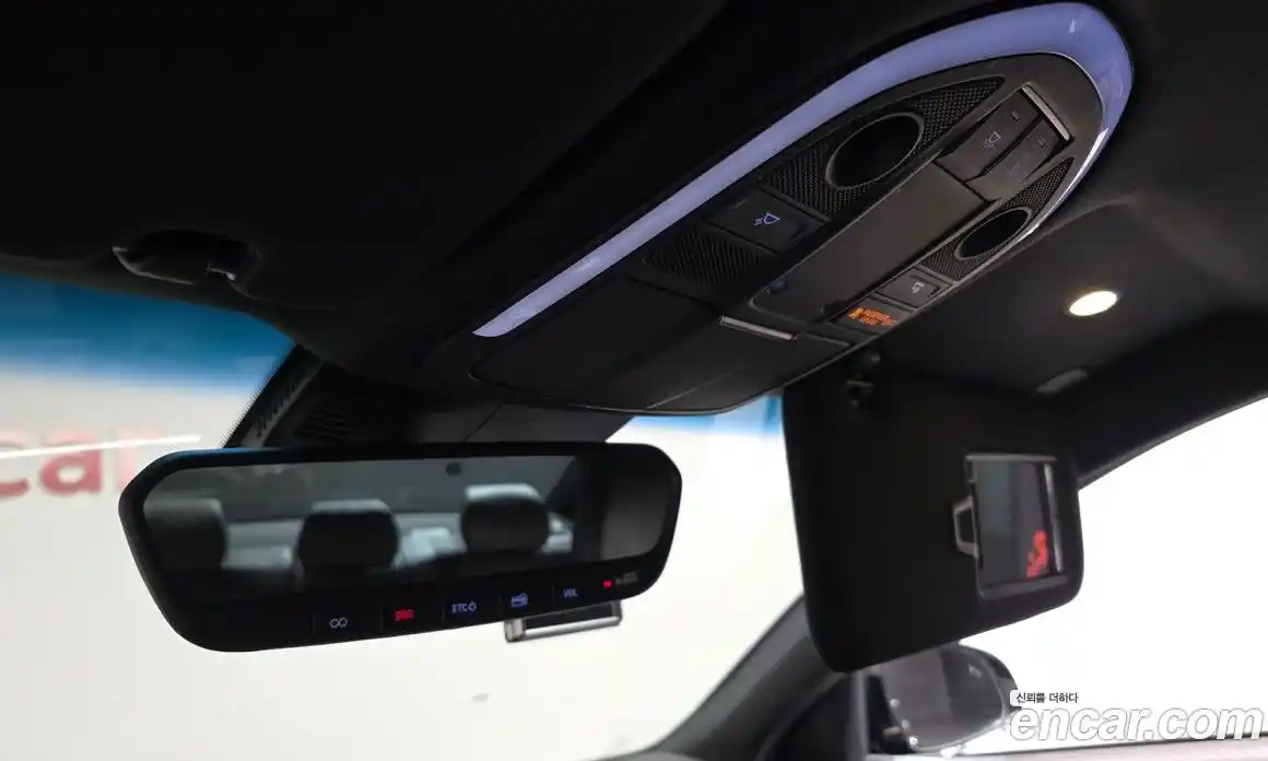 Genesis G70 2019 2.0 Автомат в Москве № 118031, фото 18