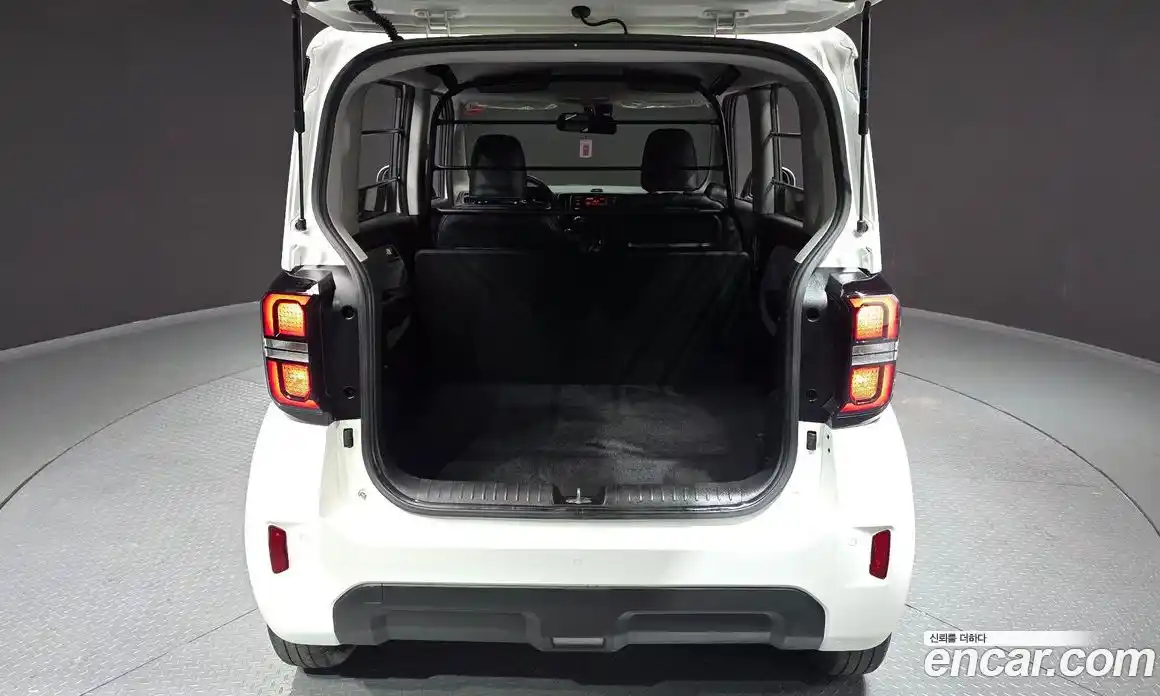 Kia Ray 2023 1.0 Автомат в Москве № 123918, фото 20