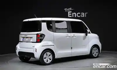 Kia Ray 2023 1.0 Автомат в Москве № 123918, миниатюра 2