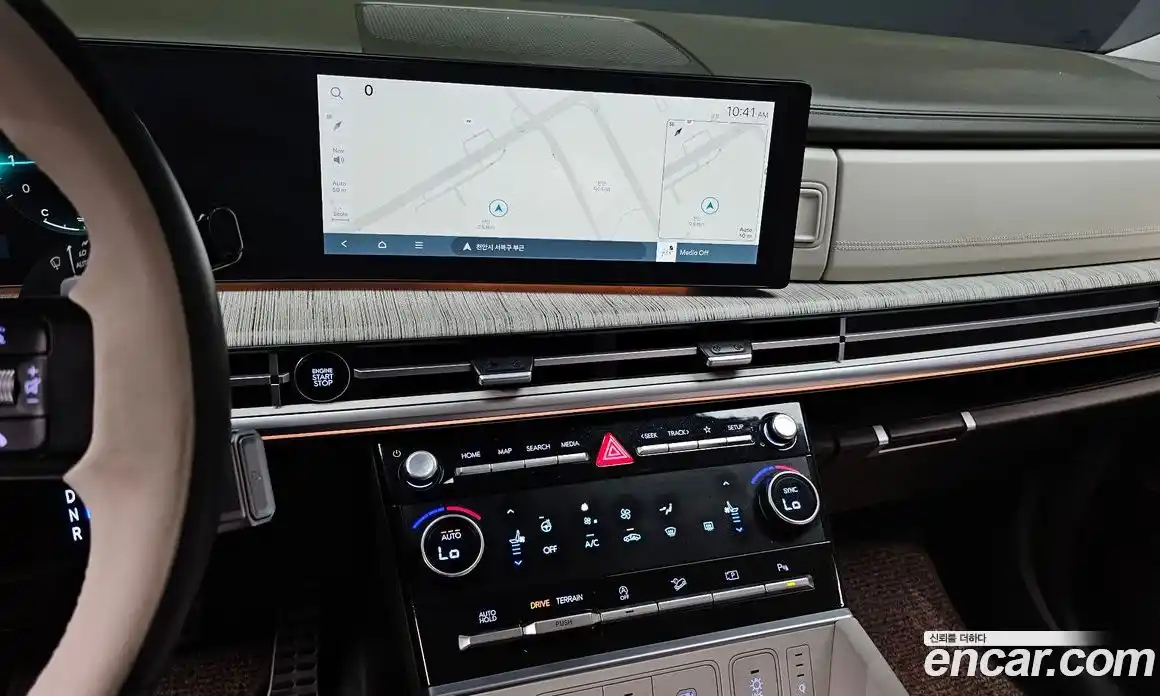 Hyundai Santa Fe 2024 2.5 Автомат в Москве № 124774, фото 16