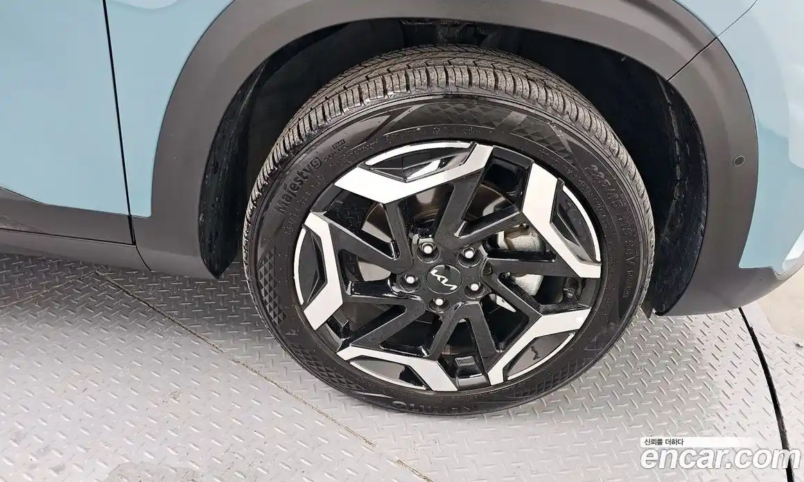 Kia Seltos 2024 1.6 Автомат в Москве № 128206, фото 5