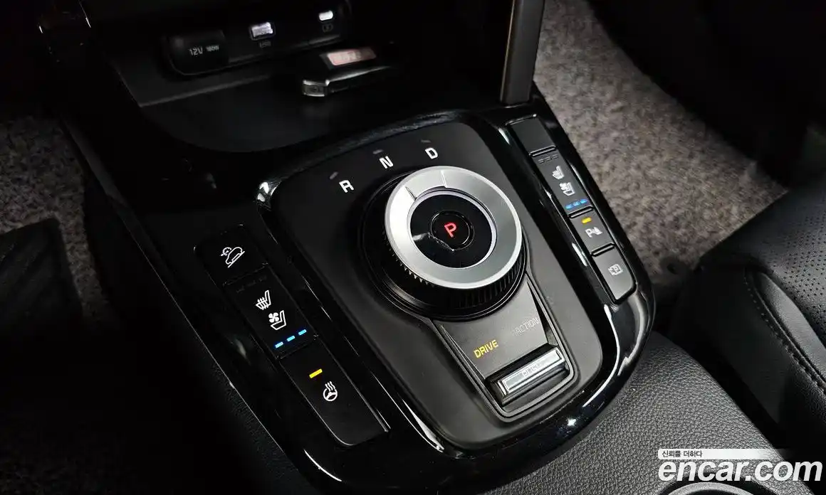 Kia Seltos 2024 1.6 Автомат в Москве № 128206, фото 9