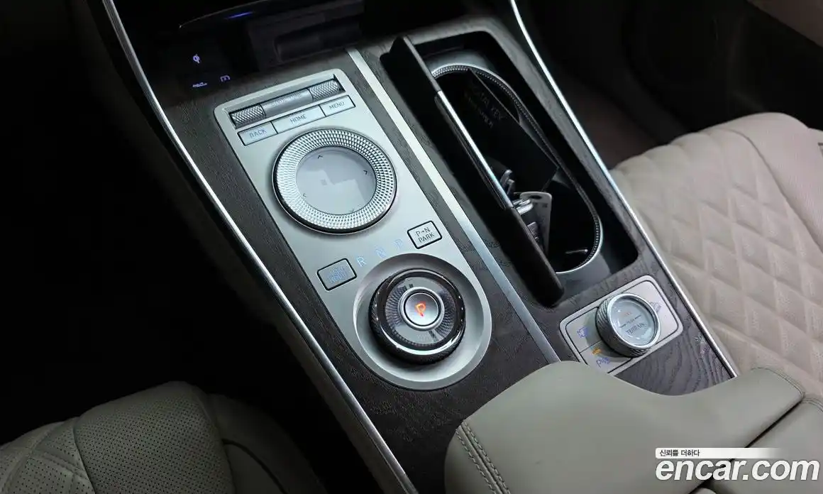 Genesis GV80 2022 2.5 Автомат в Москве № 12933, фото 9