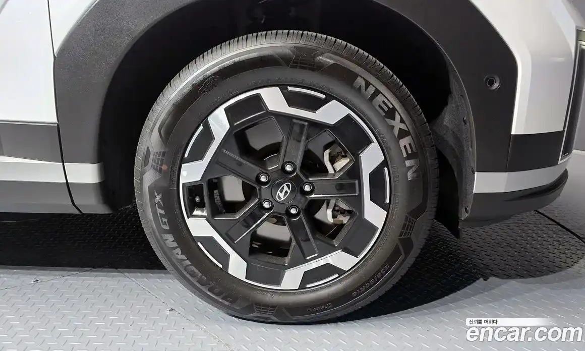 Hyundai Santa Fe 2024 2.5 Автомат в Москве № 129955, фото 17