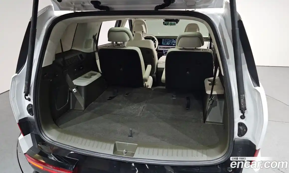 Hyundai Santa Fe 2024 1.6 Автомат в Москве № 130748, фото 15