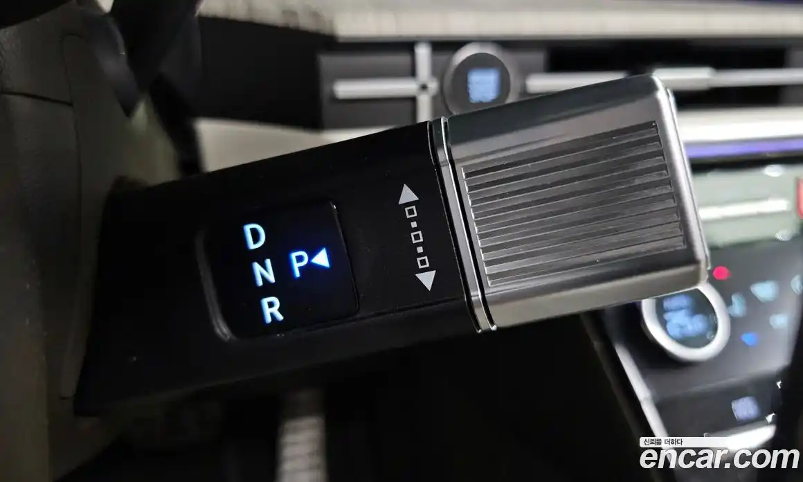 Hyundai Santa Fe 2024 1.6 Автомат в Москве № 130748, фото 17