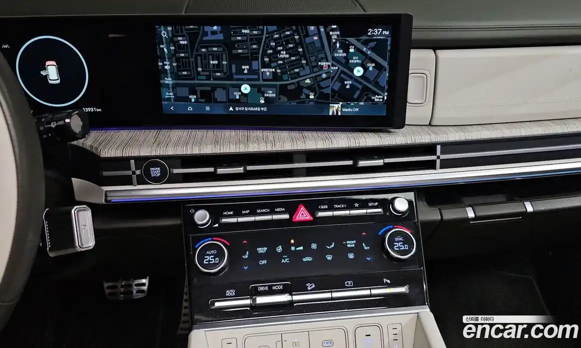 Hyundai Santa Fe 2024 1.6 Автомат в Москве № 130748, фото 4