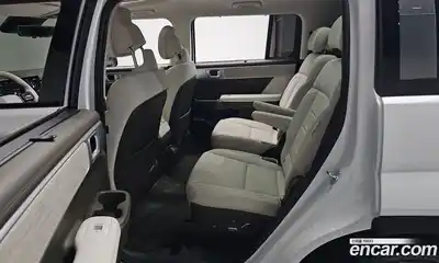 Hyundai Santa Fe 2024 1.6 Автомат в Москве № 130748, миниатюра 9