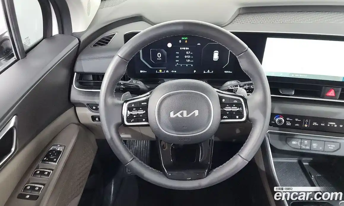 Kia Canival 2024 2.2 Автомат в Москве № 131131, фото 13