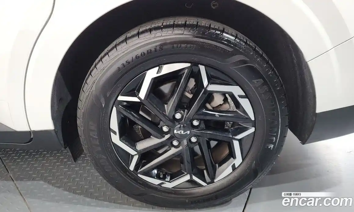 Kia Canival 2024 2.2 Автомат в Москве № 131131, фото 5