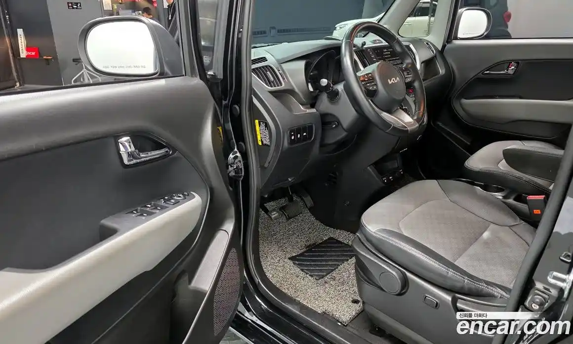 Kia Ray 2022 1.0 Автомат в Москве № 132322, фото 10