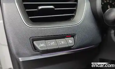 Renault XM3 2023 1.6 Автомат в Москве № 137033, миниатюра 11