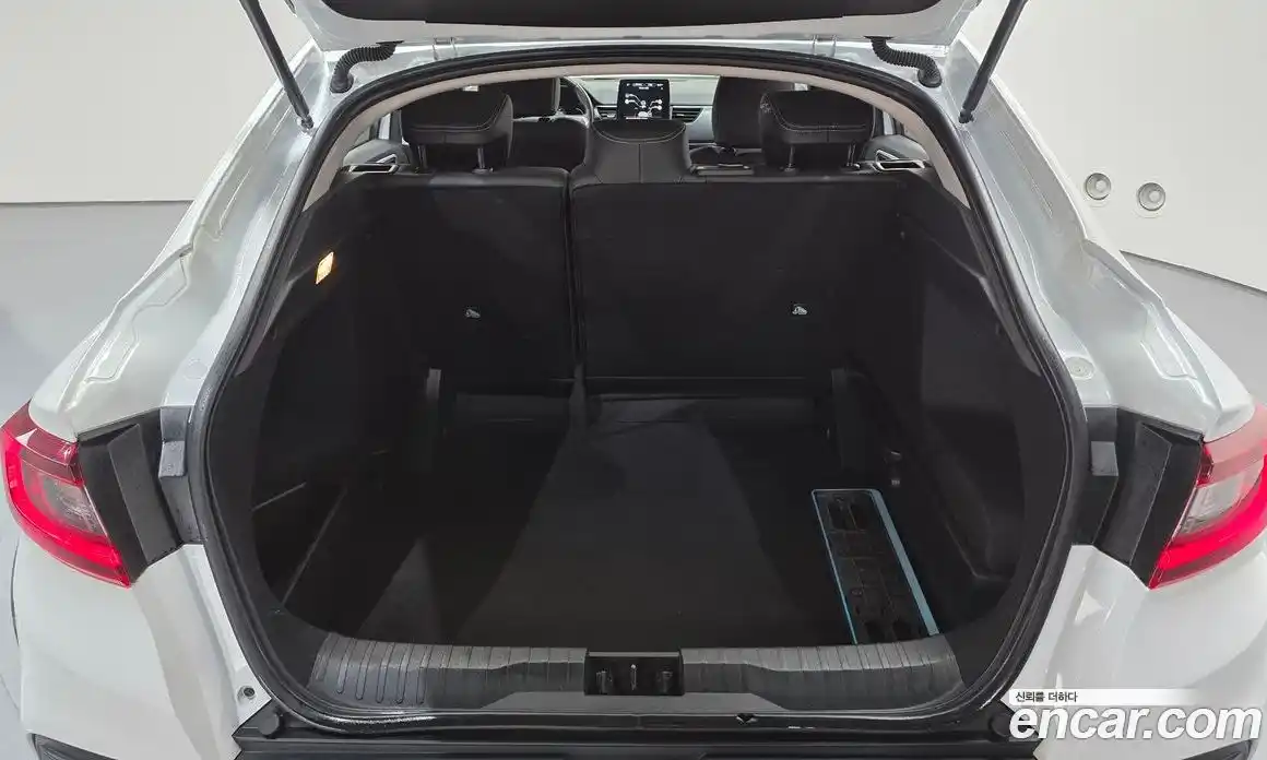 Renault XM3 2023 1.6 Автомат в Москве № 137033, фото 18