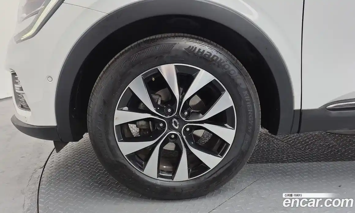 Renault XM3 2023 1.6 Автомат в Москве № 137033, фото 9