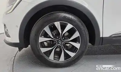 Renault XM3 2023 1.6 Автомат в Москве № 137033, миниатюра 9