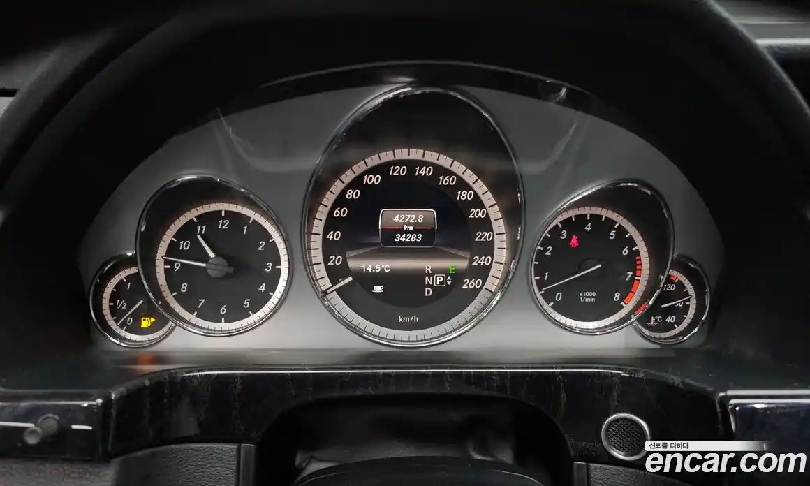 Mercedes-Benz E-Class 2013 3.5 Автомат в Москве № 137238, фото 14