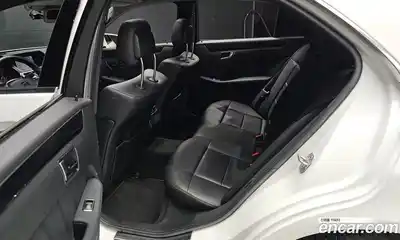 Mercedes-Benz E-Class 2013 3.5 Автомат в Москве № 137238, миниатюра 2