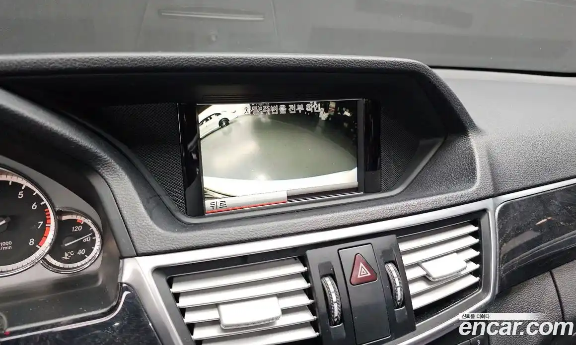 Mercedes-Benz E-Class 2013 3.5 Автомат в Москве № 137238, фото 3