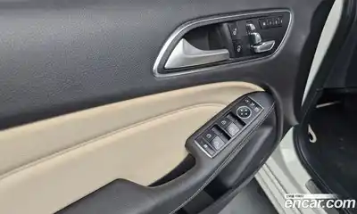 Mercedes-Benz B-Class 2018 2.0 Автомат в Москве № 139332, миниатюра 6