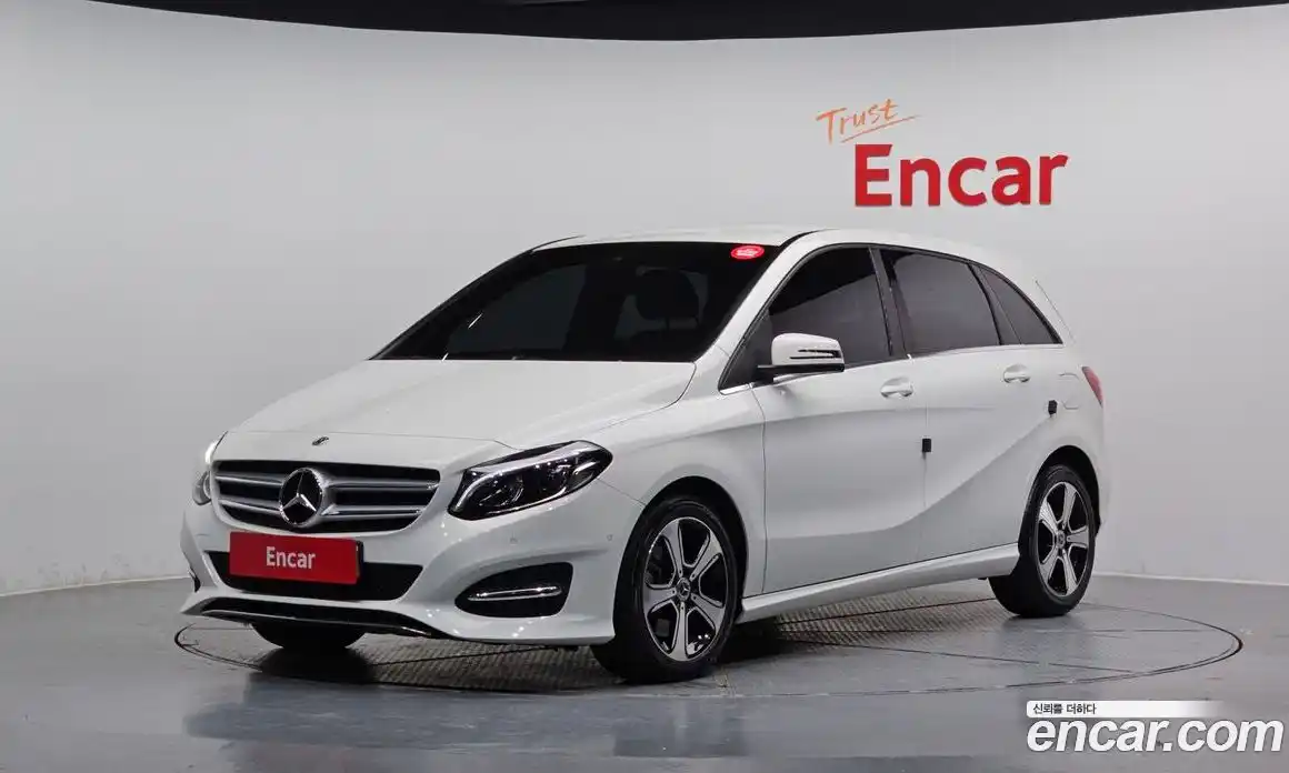 Mercedes-Benz B-Class 2018 2.0 Автомат в Москве № 139332, фото 7