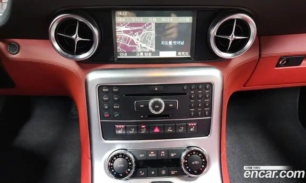 Mercedes-Benz SLS AMG 2012 6.2 Автомат в Москве № 140198, фото 12