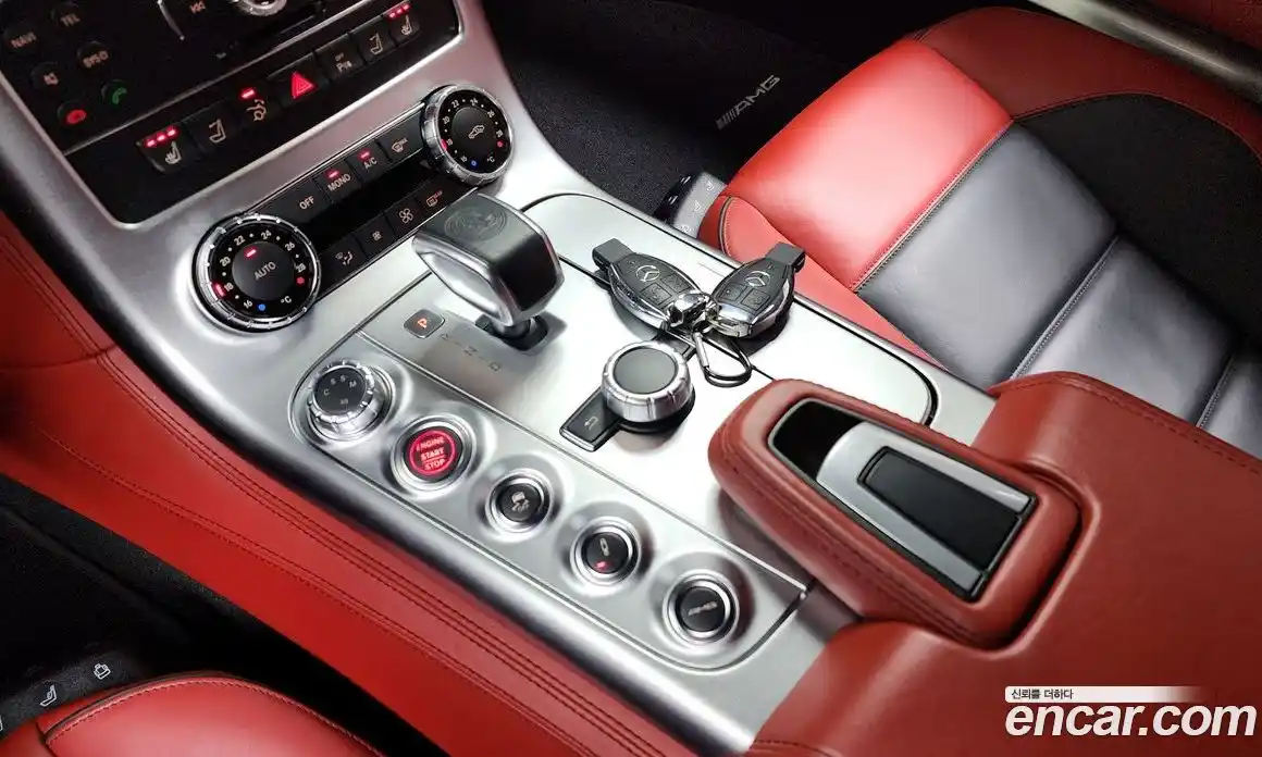 Mercedes-Benz SLS AMG 2012 6.2 Автомат в Москве № 140198, фото 4