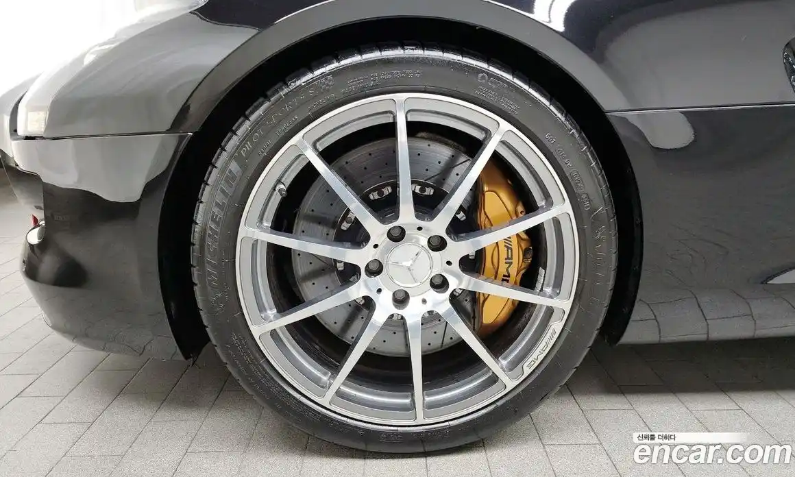 Mercedes-Benz SLS AMG 2012 6.2 Автомат в Москве № 140198, фото 8